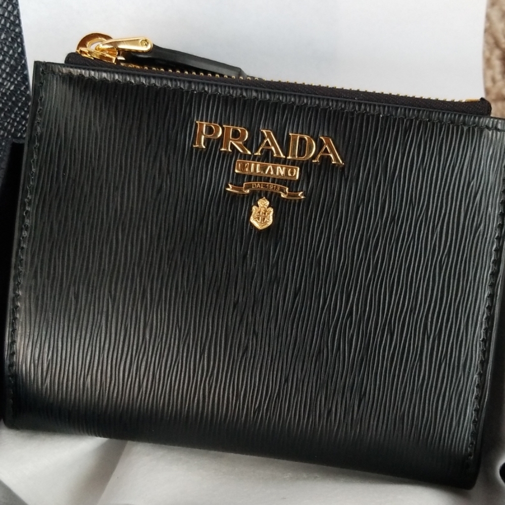 Prada Vitello Move Wallet, Nero, Black - Picture 2 of 8